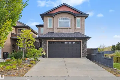 Photo 1 of 525 ALBANY WY NW
