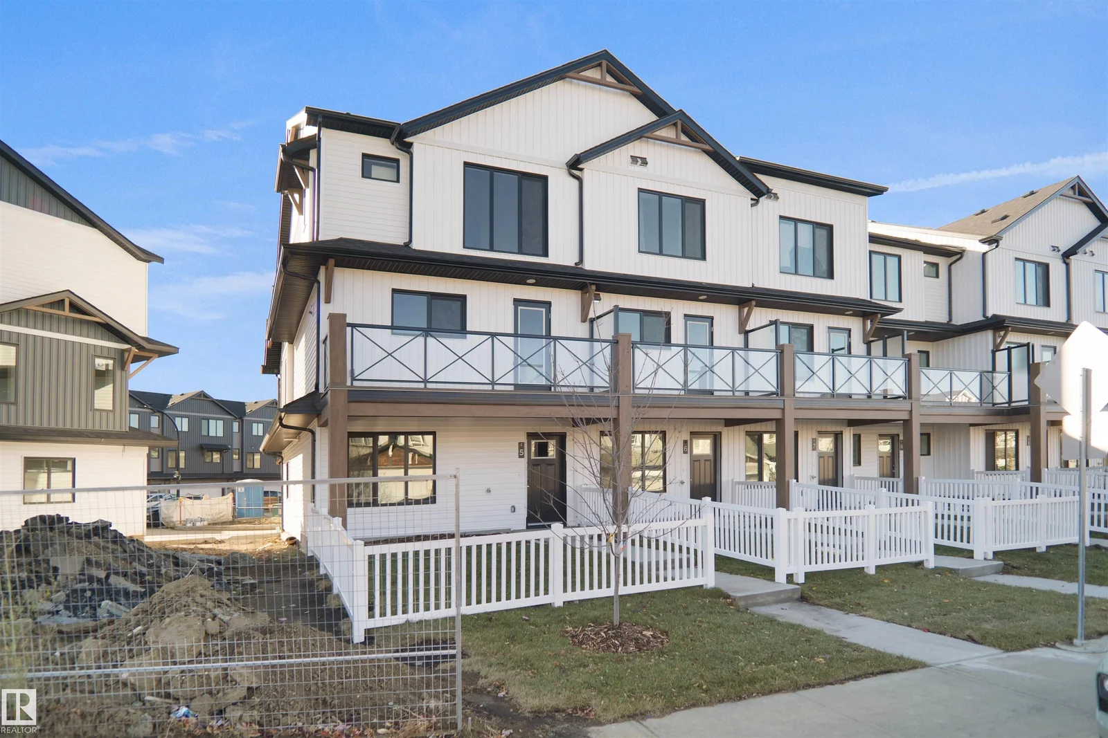 2718 Alces WY SW, Edmonton