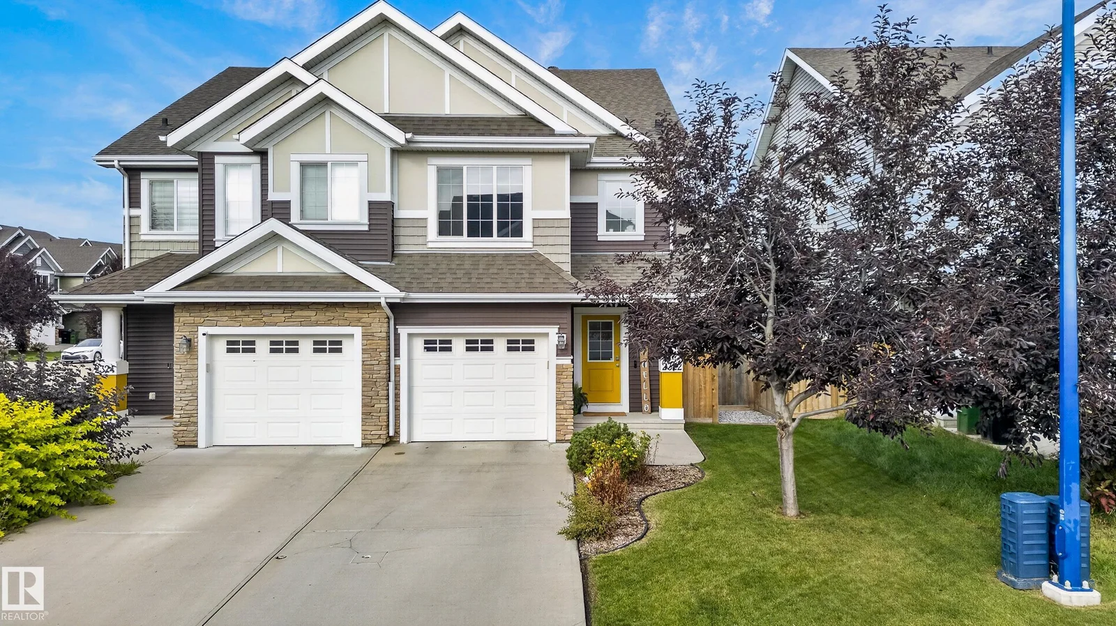 2322 67A ST SW, Edmonton