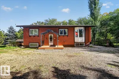 Photo 1 of #4 52508 RGE ROAD 21