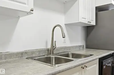 Photo 2 of #305 10811 115 ST NW