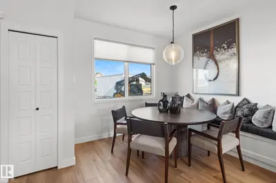 Photo 3 of 12527 34 AV SW