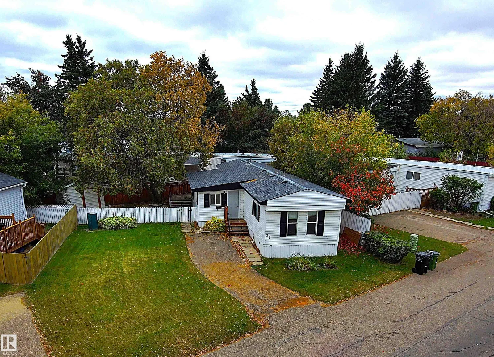 37 West View BV NW, Edmonton