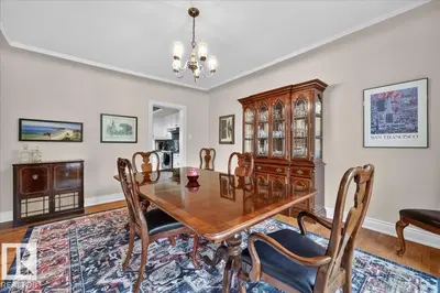 Photo 3 of 30 ST GEORGE'S CR NW