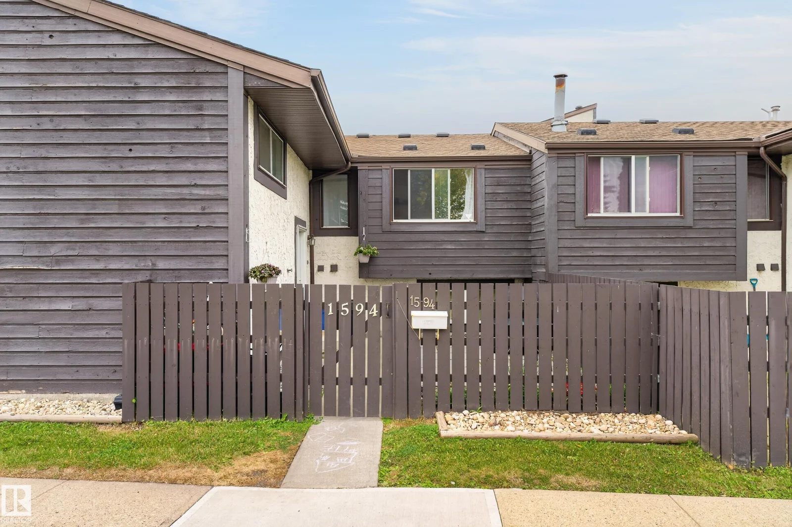1594 69 Street NW NW, Edmonton