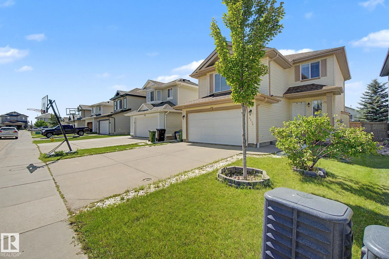 3236 21 ST NW, Edmonton