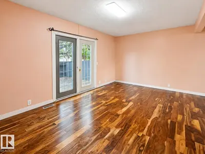 Photo 2 of 1704 37 ST NW