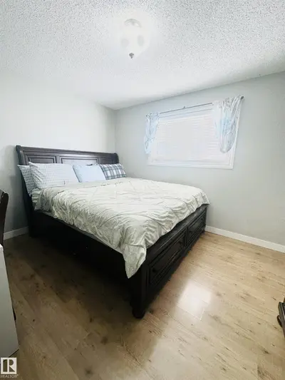 Photo 4 of 289 Tocher AV