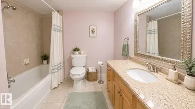 Photo 4 of #109 10838 108 ST NW