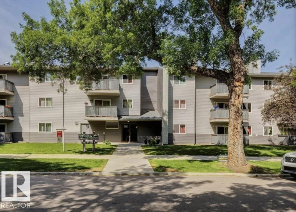 #109 10838 108 ST NW, Edmonton