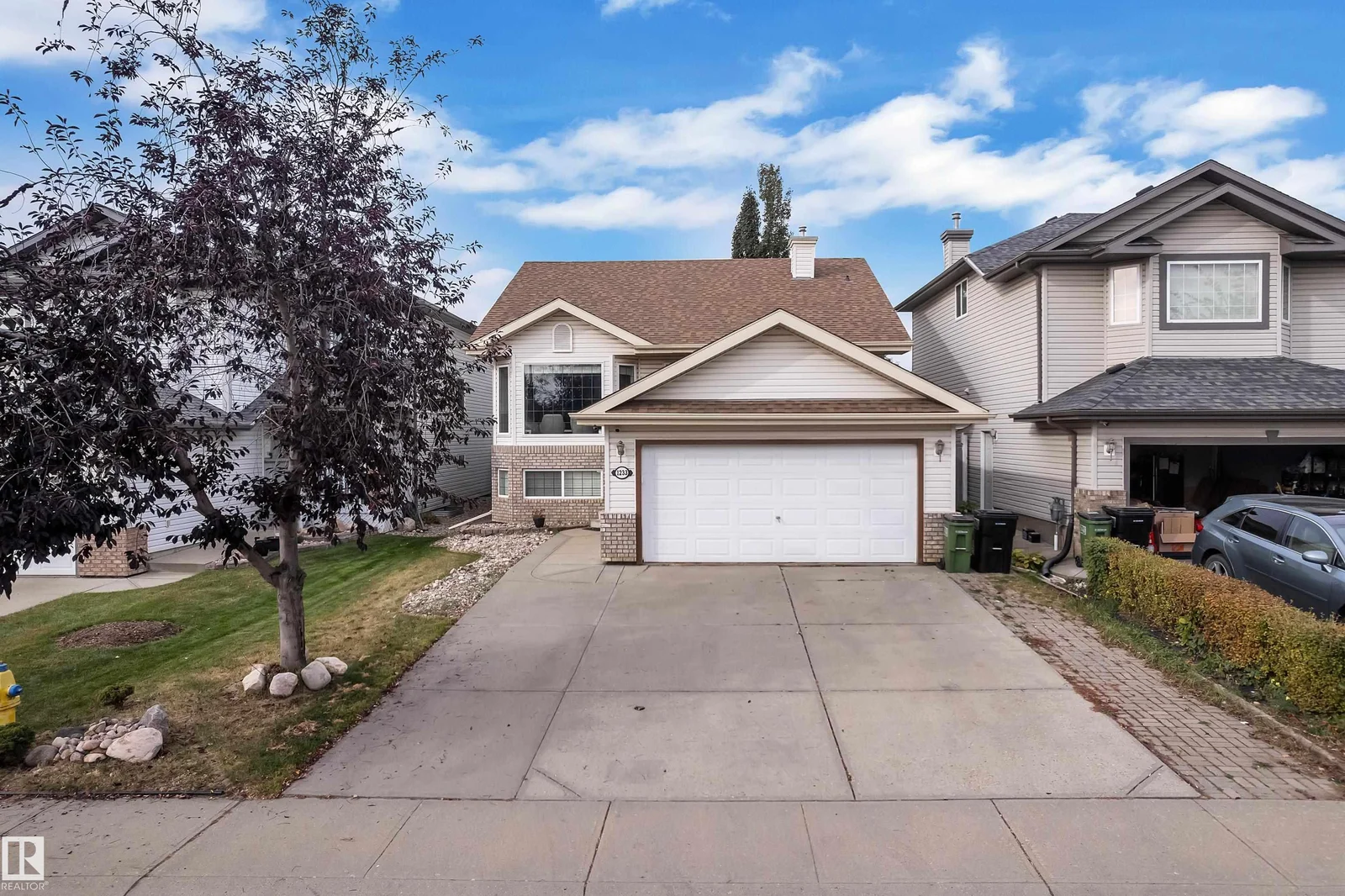 1233 ORMSBY LN NW, Edmonton