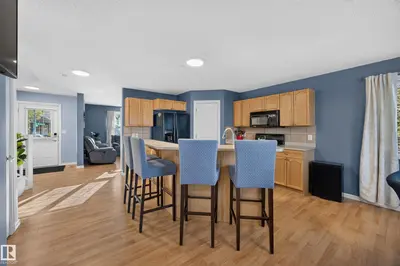 Photo 2 of 16408 59 ST NW