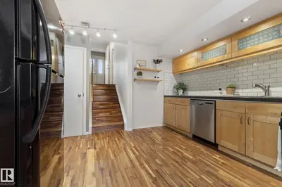 Photo 1 of 10 GRANDVIEW RG