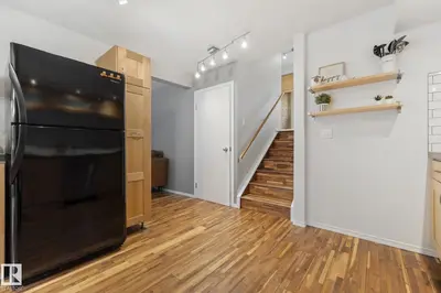 Photo 4 of 10 GRANDVIEW RG