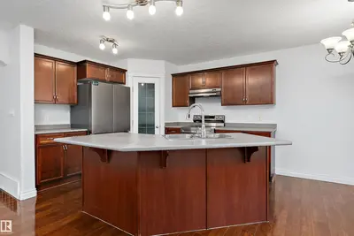 Photo 3 of 8419 2 AV SW