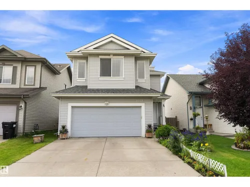 8521 8 AV SW