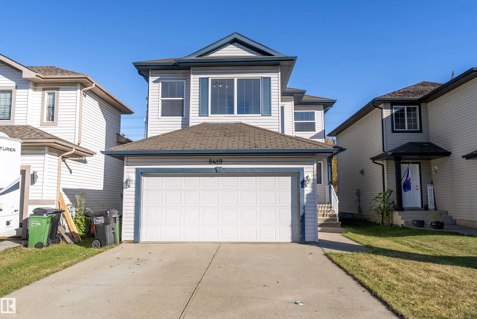 8419 2 AV SW, Edmonton