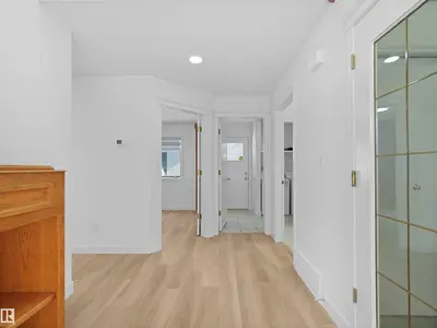 Photo 2 of 2908 44A AV NW