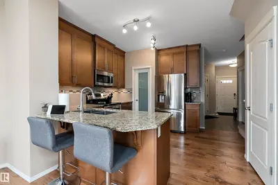 Photo 4 of 17005 120 ST NW