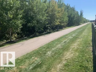 Photo 3 of #19 1051 Graydon Hill BV SW