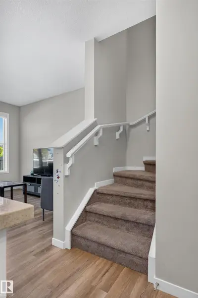 Photo 4 of 15150 26 ST NW NW