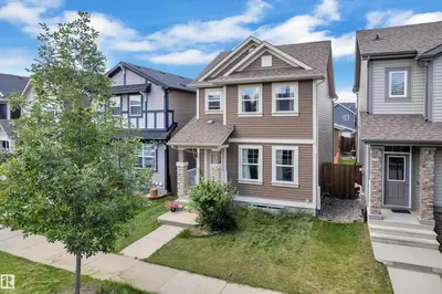 Photo 1 of 3036 ARTHURS CR SW