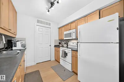 Photo 4 of #430 13005 140 AV NW