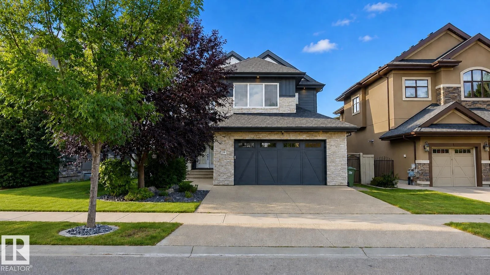 26 EXECUTIVE WAY, St. Albert