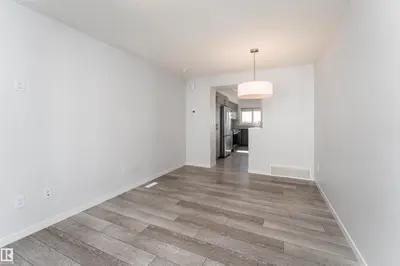 Photo 4 of #40 850 SECORD BV NW