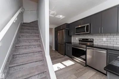Photo 3 of #40 850 SECORD BV NW