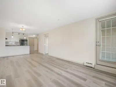 Photo 4 of #214 11445 ELLERSLIE RD SW