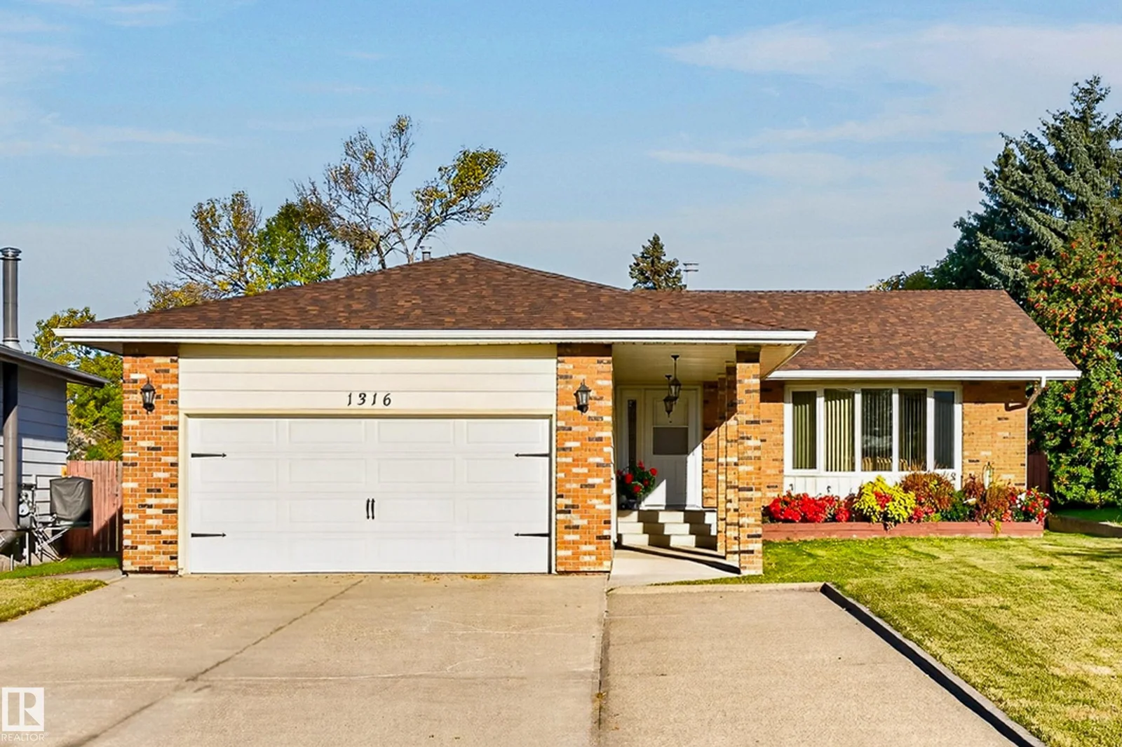 1316 85 ST NW, Edmonton