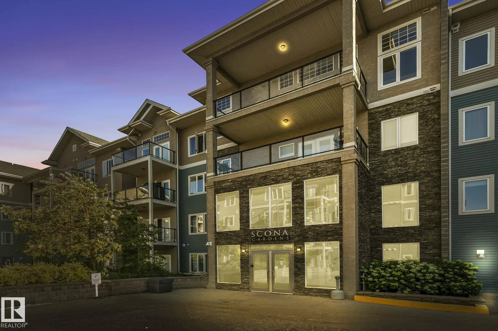 #334 10121 80 AV NW, Edmonton
