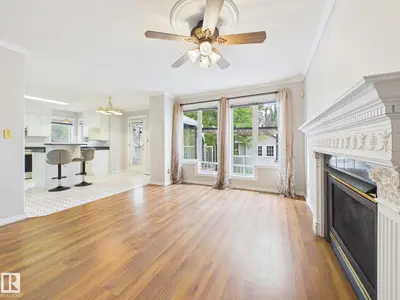 Photo 2 of 3 HARDCASTLE PL