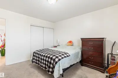 Photo 2 of #403 18020 95 AV NW