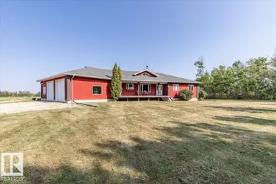Photo 1 of 27318 TWP ROAD 482