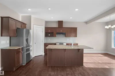 Photo 3 of 3863 170 AV NW