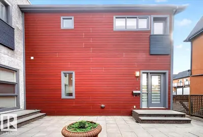 Photo 1 of #1 14315 STONY PLAIN RD NW