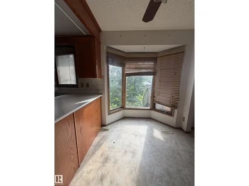 9223 172 AV NW