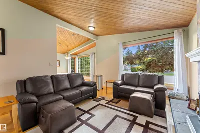 Photo 2 of 15012 77 AV NW
