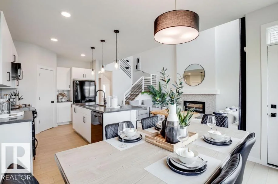 2431 209 ST NW, Edmonton