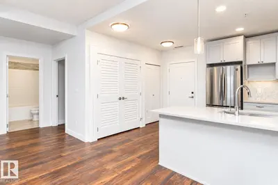 Photo 4 of #306 1316 WINDERMERE WY SW SW