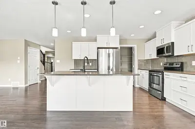 Photo 1 of 3528 CLAXTON CR SW