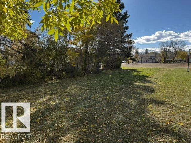 4711 51 AV, Wetaskiwin