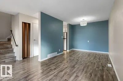 Photo 3 of 17125 109 ST NW
