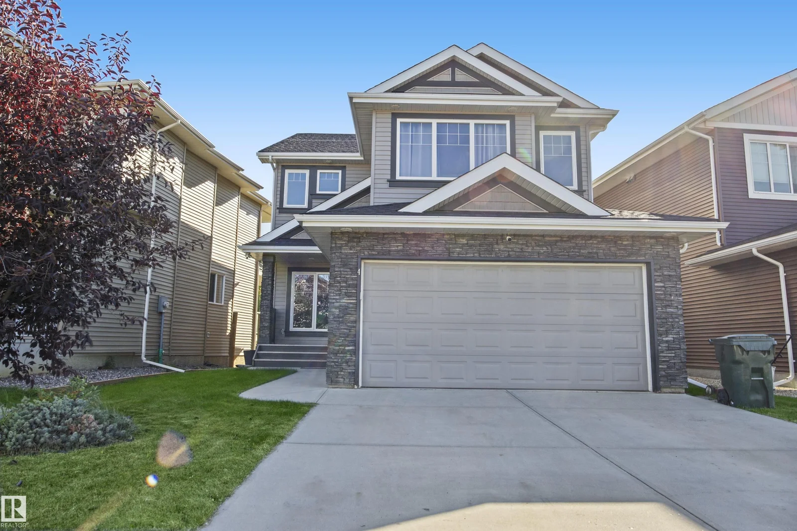4 MEADOWBROOK WY, Spruce Grove