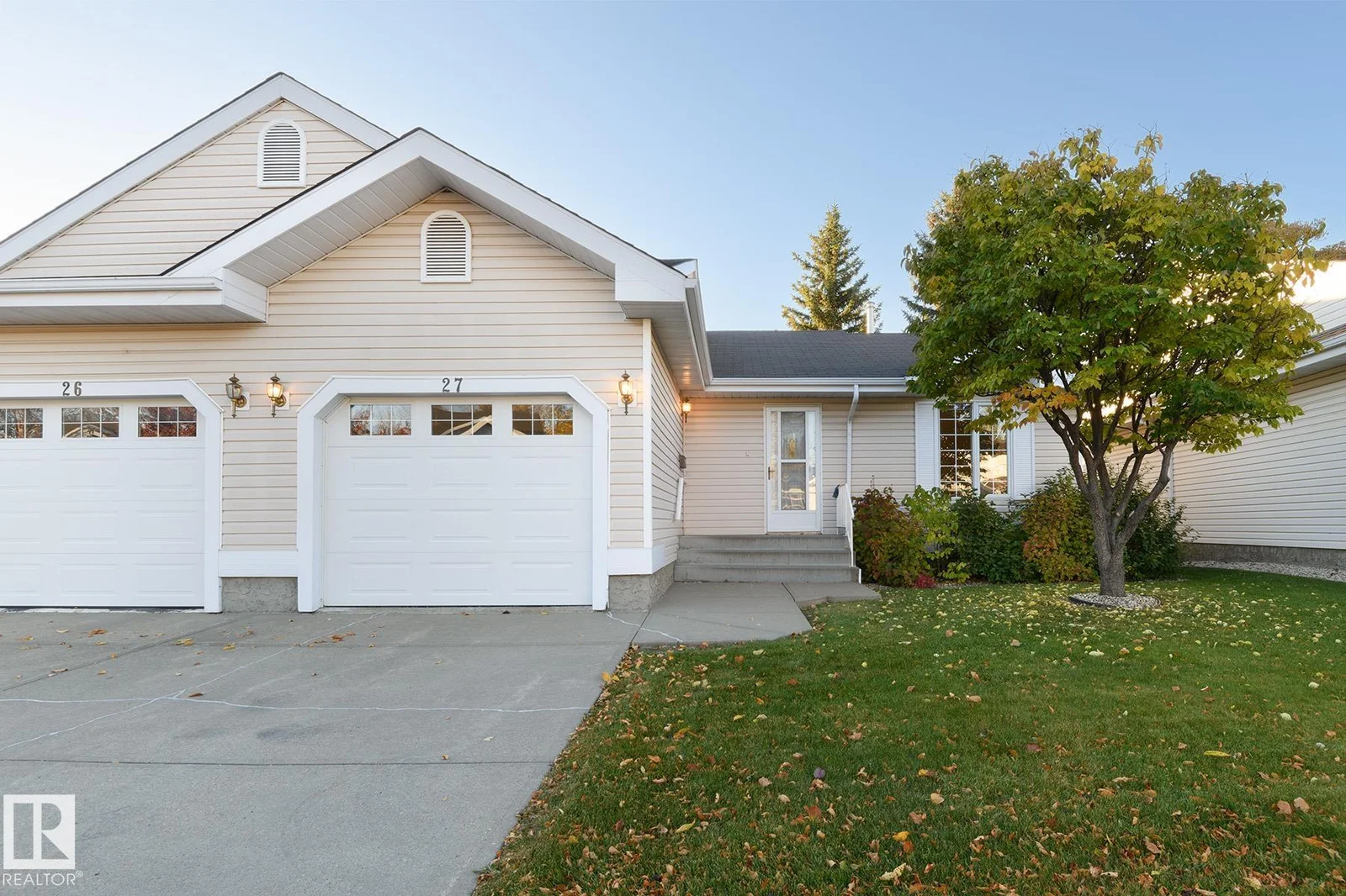 #27 13217 155 AV NW, Edmonton