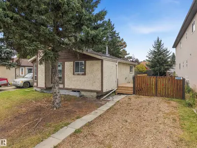 Photo 1 of 3927 22 AV NW
