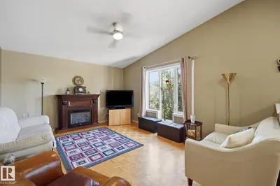Photo 4 of 5132 157 AV NW