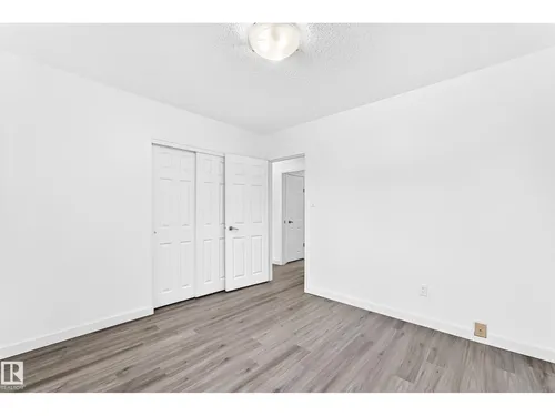 5519 142 AV NW NW